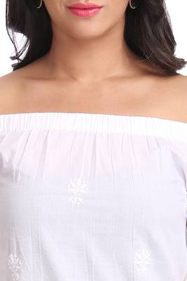White Embroidered Cotton Chikankari Kurti 4
