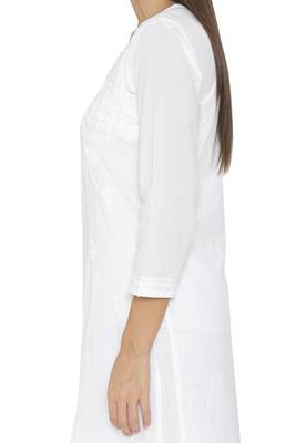 White Embroidered Cotton Chikankari Kurti 4