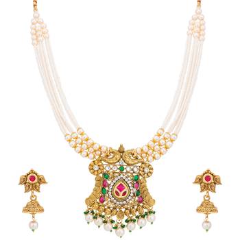 Gold emerald  necklaces 2