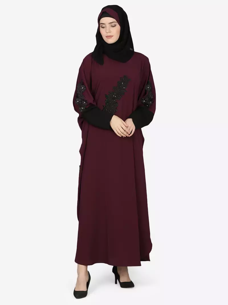 Nazneen Patch Contrast Cuff Wine Kaftan Abaya