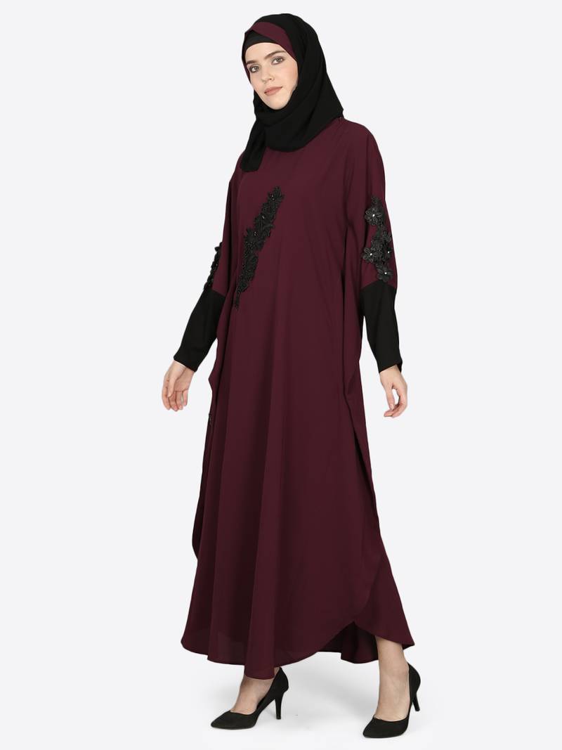 Nazneen Patch Contrast Cuff Wine Kaftan Abaya