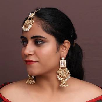 White Necklace Sets 2