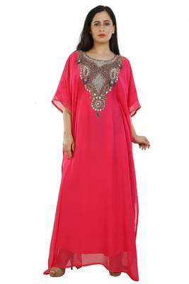 Pink Georgette Embroidered Zari Work Islamic Kaftans 1