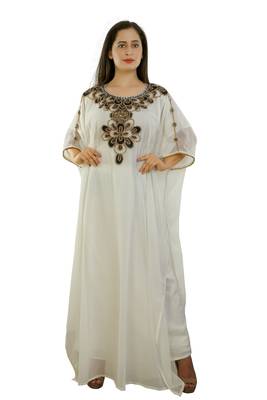 Cream Georgette Embroidered Zari Work Islamic Kaftans 1