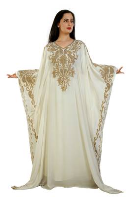 Cream Georgette Embroidered Zari Work Islamic Kaftans 1