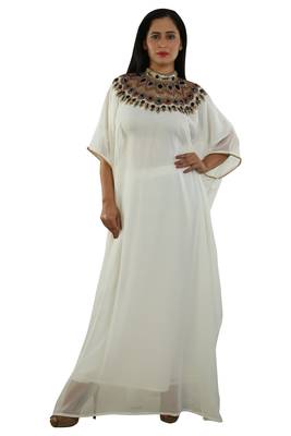 Cream Georgette Embroidered Zari Work Islamic Kaftans 1
