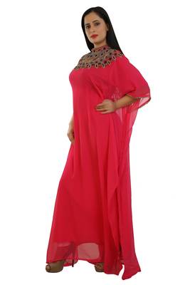 Pink Georgette Embroidered Zari Work Islamic Kaftans 2