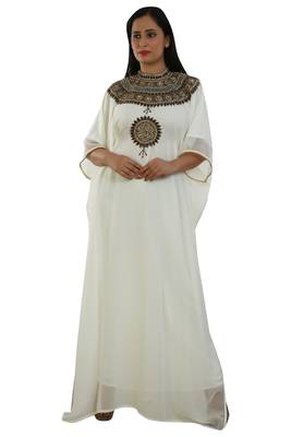 Cream Georgette Embroidered Zari Work Islamic Kaftans 1