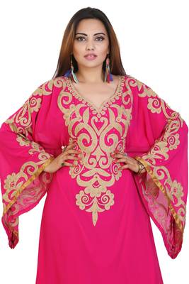 Pink Georgette Embroidered Zari Work Islamic Kaftans 2