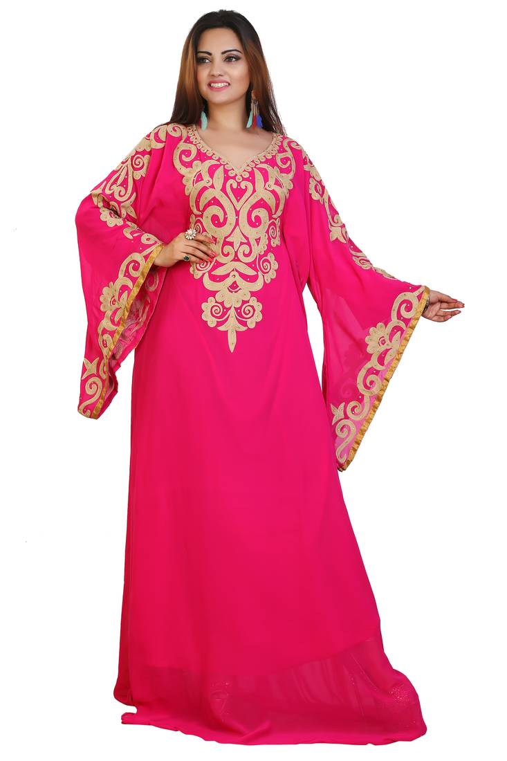 Pink Georgette Embroidered Zari Work Islamic Kaftans