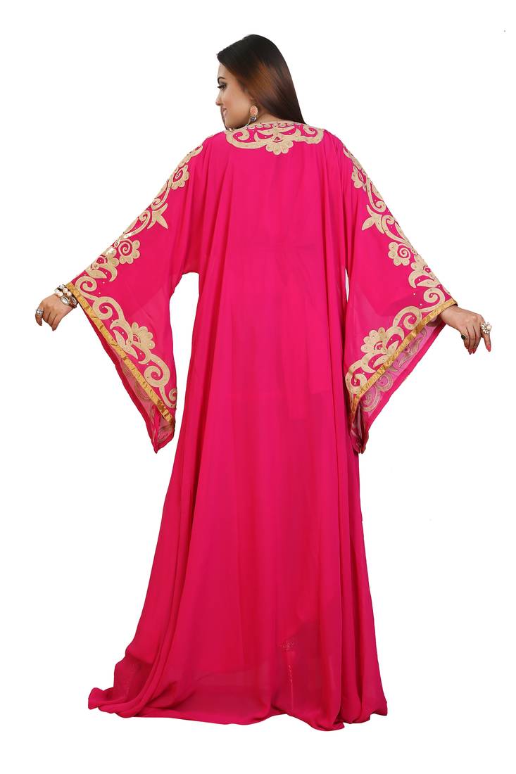 Pink Georgette Embroidered Zari Work Islamic Kaftans