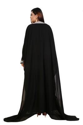 Black Georgette Embroidered Zari Work Islamic Kaftans 3