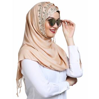 Viscose Beige embroidered hijab 3