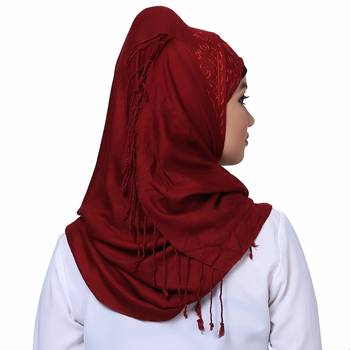 Viscose Red embroidered hijab 2