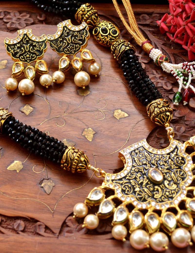 Designer Floral Peacock Meenakari Kundan Studed Onyx Stone Multilayer Necklace Set with Earrings