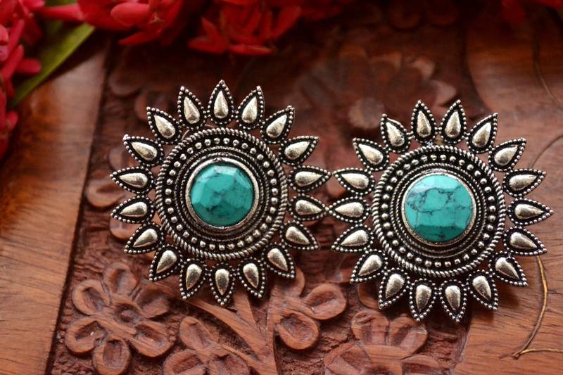 Designer Onyx Stone Silver Plated Oxidised Floral Studs Earrings