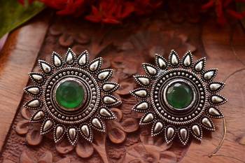 Designer Onyx Stone Silver Plated Oxidised Floral Studs Earrings 1