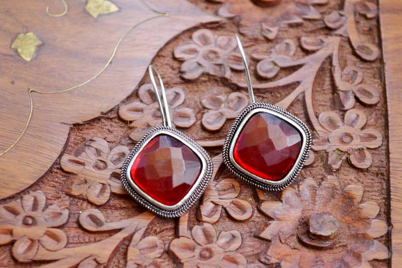 Designer Onyx Stone Silver Plated Oxidised Floral Studs Earrings