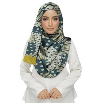 White  Cotton Islamic Style Stole Daily Wear Arabian Hijab 1