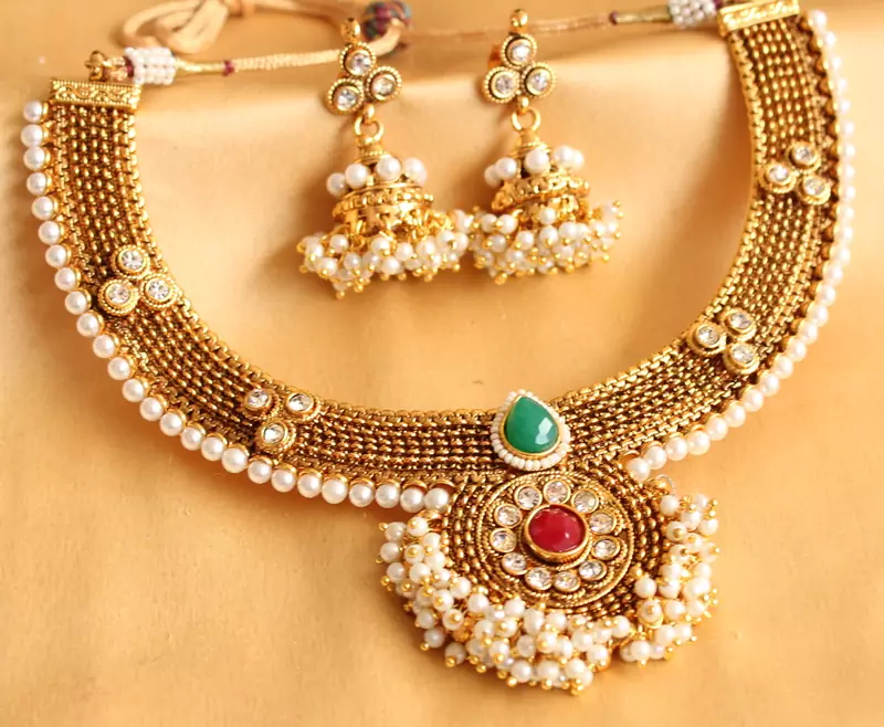 Gorgeous Antique Pearl Kemp Green Choker Necklace Set
