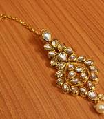 White Pearl Maang Tikka