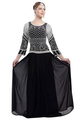 Black georgette embroidered zari work islamic kaftans 1