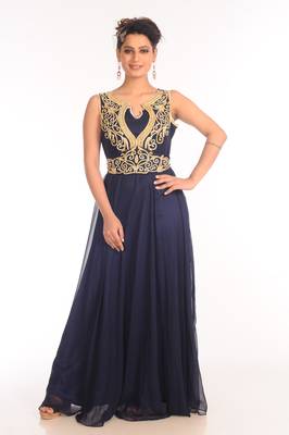 Black georgette embroidered zari work islamic kaftans 1
