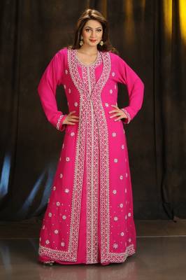 Pink georgette embroidered zari work islamic kaftans 1
