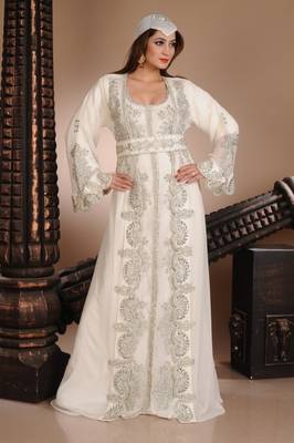 Cream georgette embroidered zari work islamic kaftans 1