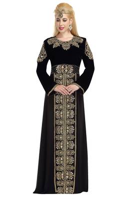 black velvet embroidered zari work islamic kaftans 1