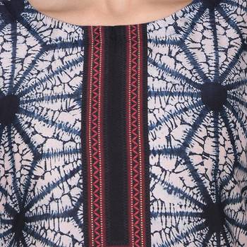Black color Straight Digital Print Kurta 5
