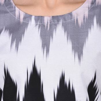 Black color Straight Digital Print Kurta 5