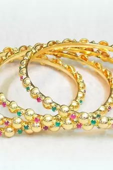 ETHNIC EMERALD RUBY STUD BANGLES