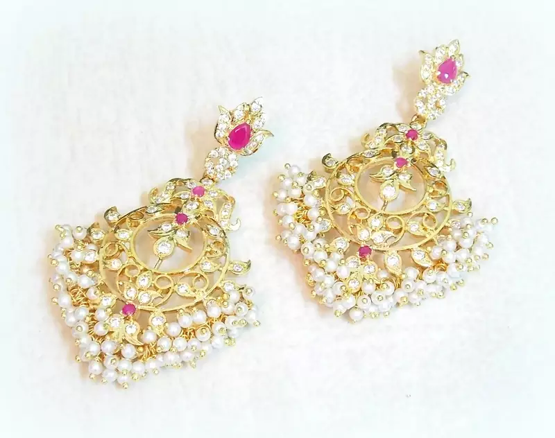 ETHNIC PEARL RUBY  DANGLER EARRING