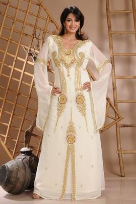 Cream georgette embroidered zari work islamic kaftan 1