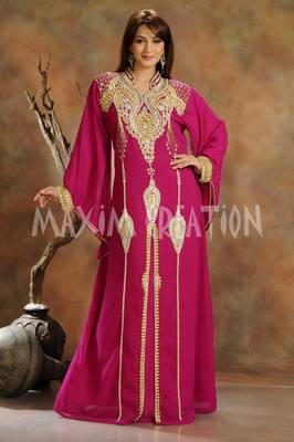 Magenta georgette embroidered zari work islamic kaftan 1