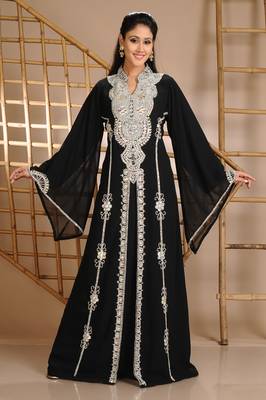 Black georgette embroidered zari work islamic kaftan 1