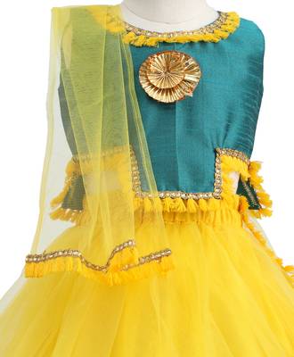 Yellow Plain Net Stitched Lehenga 3