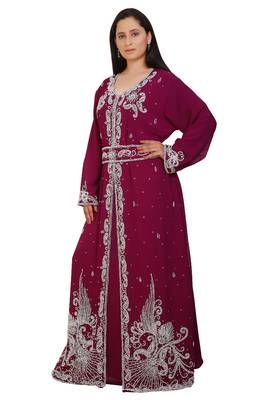 Magenta Georgette Embroidered Stone Work Islamic Kaftan 3