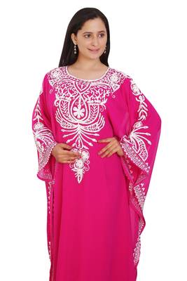 Pink Georgette Embroidered Stone Work Islamic Kaftan 4
