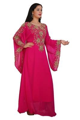 Pink Georgette Embroidered Stone Work Islamic Kaftan 4