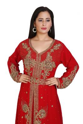 Maroon Georgette Embroidered Stone Work Islamic Kaftan 2