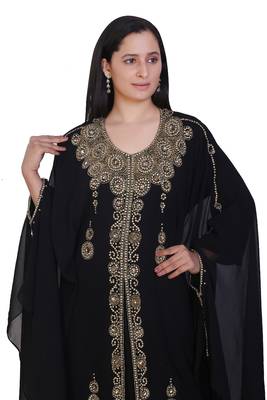 Black Georgette Embroidered Stone Work Islamic Kaftan 2