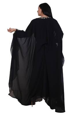 Black Georgette Embroidered Stone Work Islamic Kaftan 3