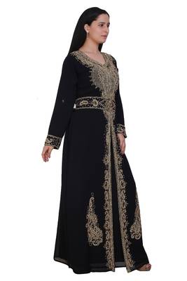 Black Georgette Embroidered Stone Work Islamic Kaftan 4