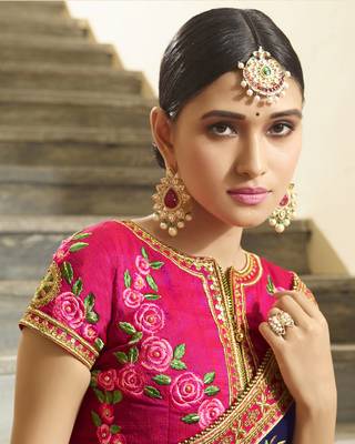 Blue Embroidered Silk Blend Saree With Blouse 2