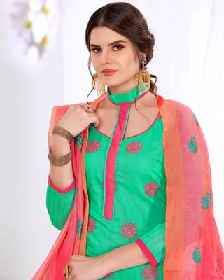 Green embroidered cotton salwar with dupatta 2