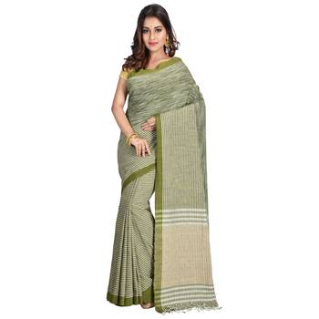 Dark green hand woven cotton saree with blouse 1