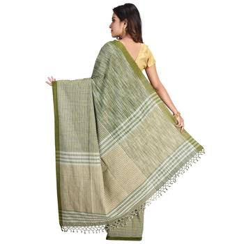 Dark green hand woven cotton saree with blouse 3