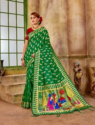 Green woven banarasi saree with blouse 1